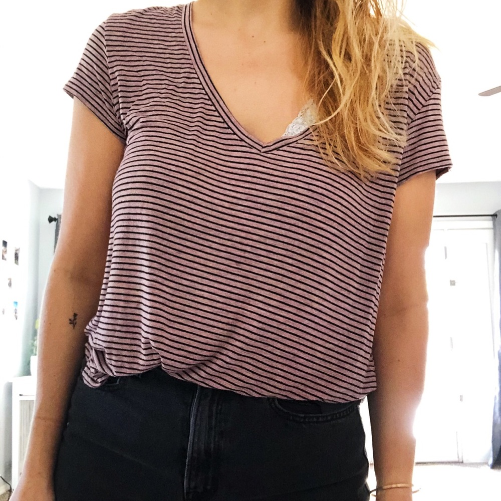 Soft & Sexy AEO T shirt!